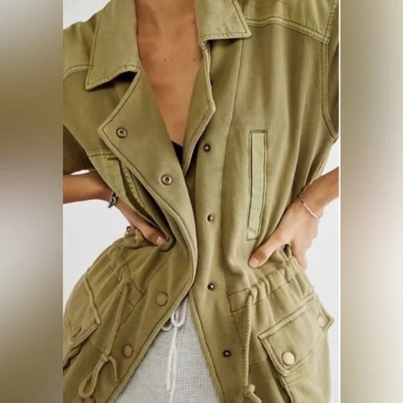 Free People We The Free Saturday Utility Jacket, Sweet Sage, Olive, Size Medium - Picture 4 of 8